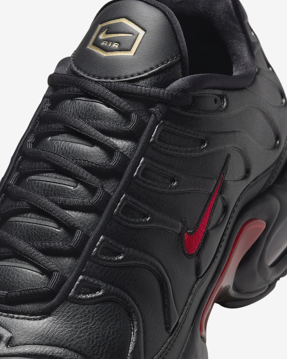 Chaussure Nike Air Max Plus Premium pour homme. Nike BE